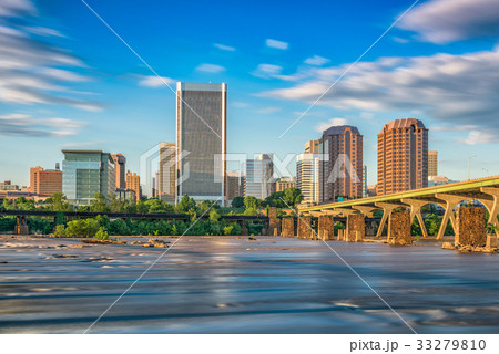 Richmond, Virginia River Skyline 33279810