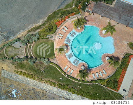 Clean blue water in luxury pool 33281752