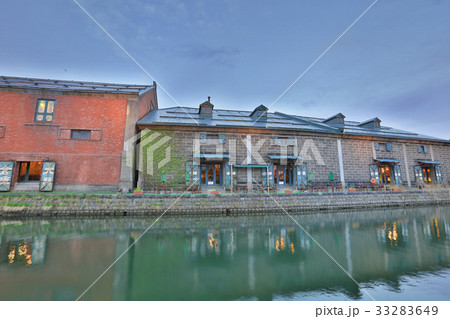 Old Warehouse along Otaru Canal, Famous Landmark 33283649