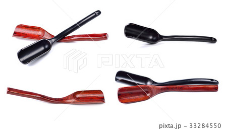 tea spoon  isolated on white background 33284550