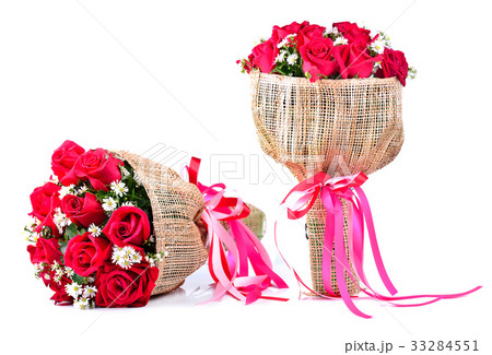 bouquet of red roses isolated on the white 33284551