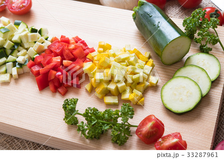 野菜のみじん切りの写真素材