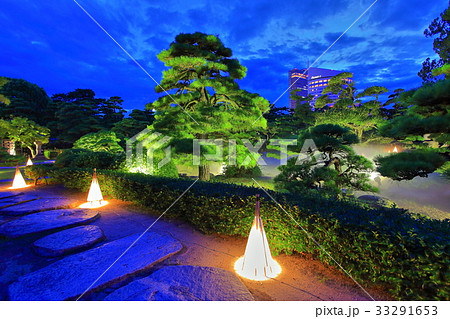玉藻公園 披雲閣庭園とサンポート高松の夜景 玉藻公園 披雲閣庭園とサンポート高松の夜景 33291653