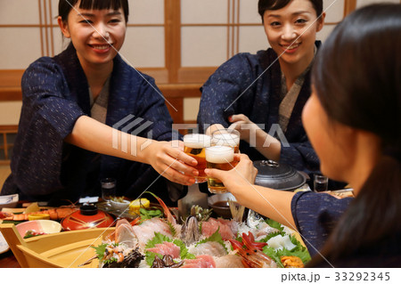 旅館　乾杯 33292345