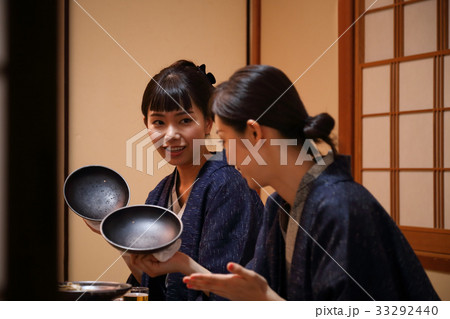 女子旅 食事 女子旅 食事 33292440