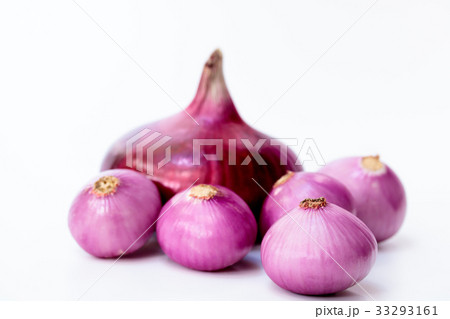 赤玉ねぎ＝紫玉ねぎ 33293161