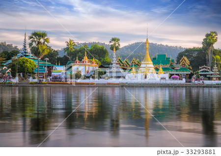 Chong Kham temple in Mae hong son 33293881