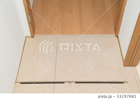 内装工事　置床　フローリング 33297681