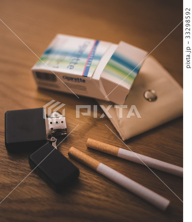 タバコ 33298592