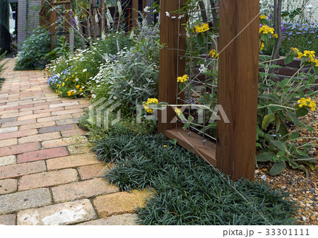 ウッドデッキのある住まい ウッドデッキのある住まい 33301111