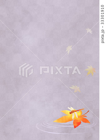 紅葉と赤とんぼタテ（藤色） 33301910