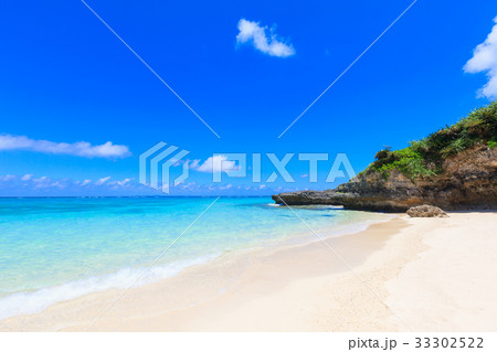 今帰仁村　赤墓ビーチ 33302522