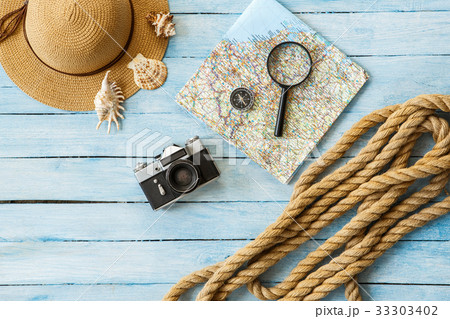 Travel tourism objects isolated top view vacation Travel tourism objects isolated top view vacation 33303402
