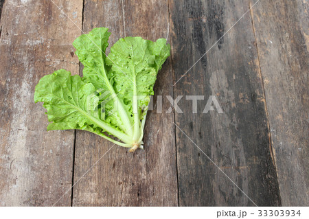 Chinese cabbage organic vegetables on a wooden Chinese cabbage organic vegetables on a wooden 33303934