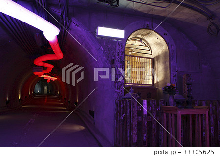 袋田の滝トンネルにて 33305625