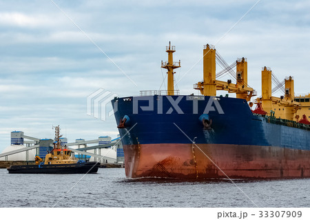 Blue cargo ship 33307909