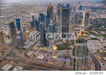 ブルジュ・ハリファから見たドバイの街 ブルジュ・ハリファから見たドバイの街 33309165