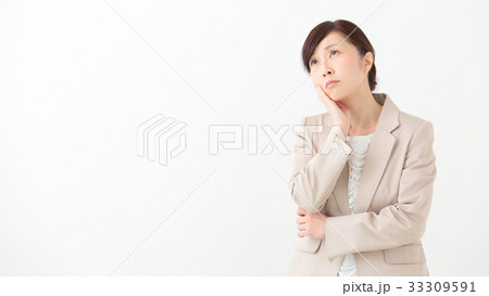 ビジネスイメージ ミドル女性 ビジネスイメージ ミドル女性 33309591
