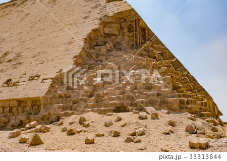 エジプト スネフェル王の屈折ピラミッド エジプト スネフェル王の屈折ピラミッド 33313844