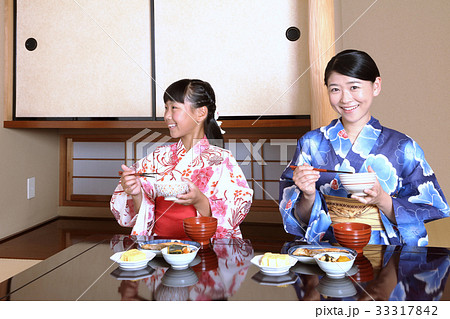 温泉旅館の朝食 温泉旅館の朝食 33317842