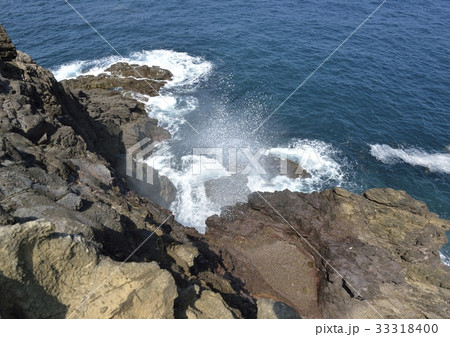 龍宮の潮吹の吹き上がるシーン 33318400