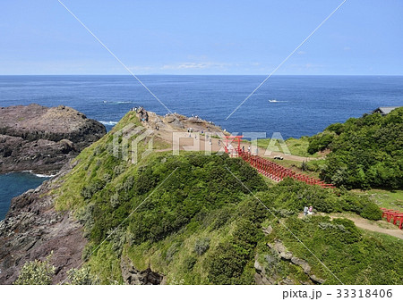 元乃隅稲成神社の鳥居 33318406