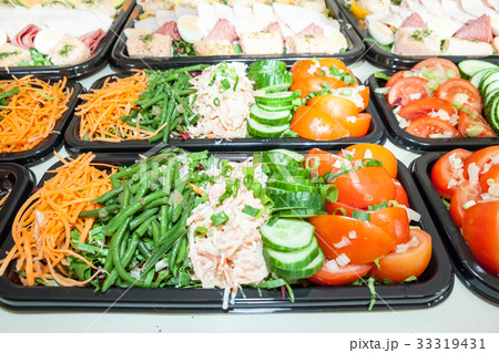 Cold food on dish Cold food on dish 33319431