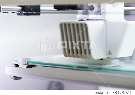 3d printer in action 33324979