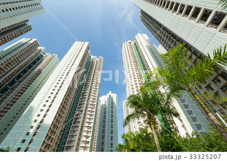 Skyscraper from low angle 33325207
