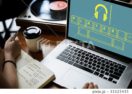 Music media headphones keyboard graphic 33325435