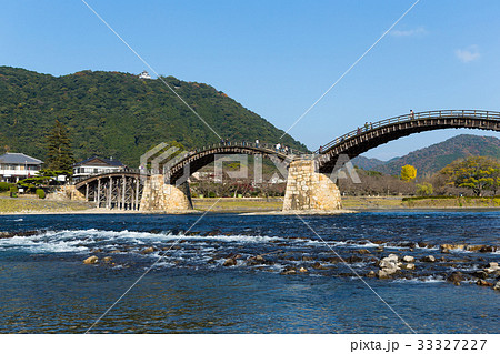 Traditional Kintai bridge 33327227