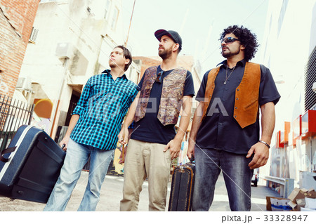 Meet the band Meet the band 33328947