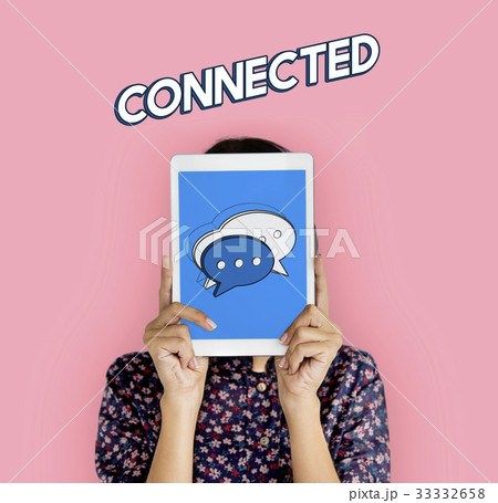 Tablet Chat Bubble Message Social Media Graphic Tablet Chat Bubble Message Social Media Graphic 33332658