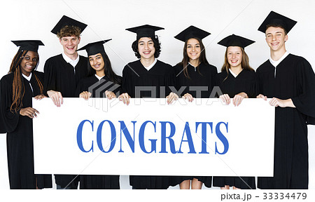 Group of students celebrate the graduation ceremony 33334479