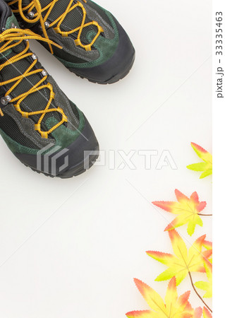 トレッキングシューズ　秋イメージ 33335463