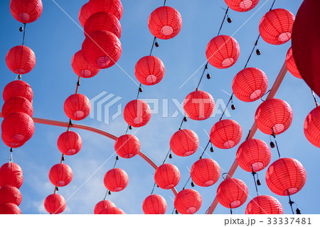 Red Chinese Paper Lanterns 33337481