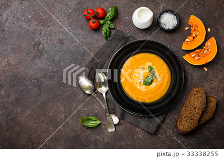 Pumpkin and carrot soup Pumpkin and carrot soup 33338255