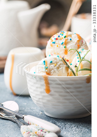Homemade Organic Vanilla Ice Cream with Mint 33338331