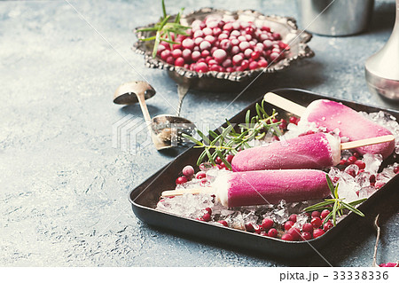 pink cranberry popsicle 33338336
