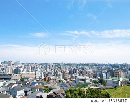 青空と横浜の街並み 33338657