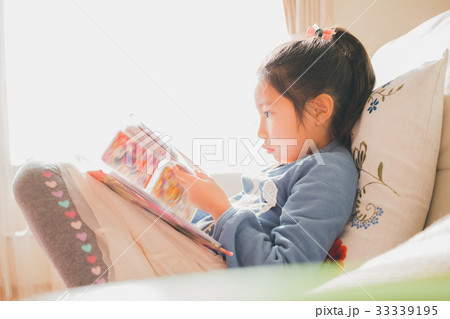 6 years old 33339195