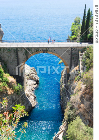 road of Amalfi coast, Italy 33339858