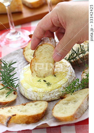 カマンベールチーズフォンデュ 33342425