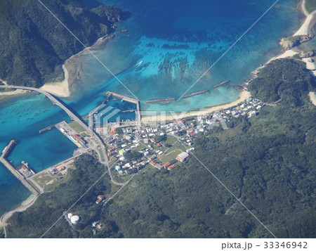 慶留間島、阿嘉島上空（沖縄） 33346942