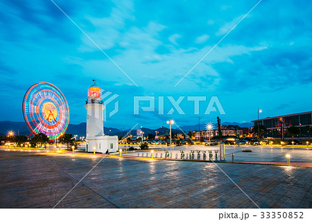 Batumi, Adjara, Georgia. Ferris Wheel In Motion Batumi, Adjara, Georgia. Ferris Wheel In Motion 33350852