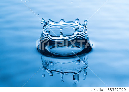 水滴、水の王冠 33352700