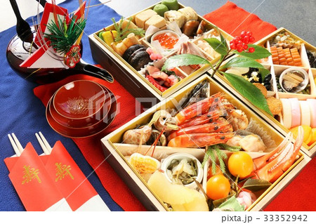 新年のおせち料理 33352942