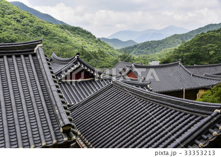 韓国 瓦屋根 風景 33353213