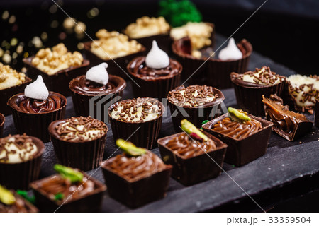 chocolate sweets 33359504