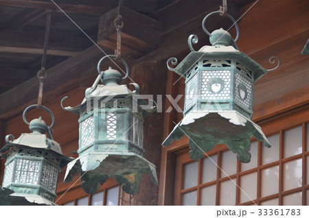 軒灯籠(春日大社・直会殿(なおらいでん)/奈良県奈良市春日野町) 軒灯籠(春日大社・直会殿(なおらいでん)/奈良県奈良市春日野町) 33361783